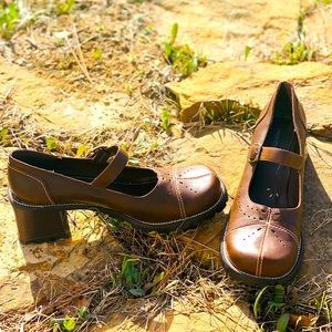 Women’s Mary Jane Brown Shoes With Heel